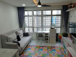 Blk 293A Skypeak @ Bukit Batok (Bukit Batok), HDB 4 Rooms #427562401